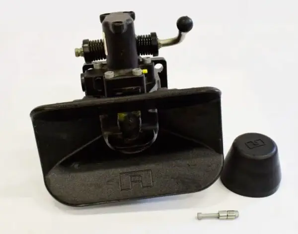 RO500A66000 575 V3 8X4 6X4 HITCH MANUAL (ROCKINGER)