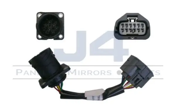 V2H798 VOLVO HEAD LAMP ADAPTOR SQUARE TO ROUND PLUG (QTC)